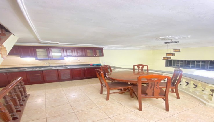 Cho thuê nhà nguyên căn ngõ 25 Lương Khánh Thiện, 30m2, 4 tầng, 2 ngủ, 8 Triệu